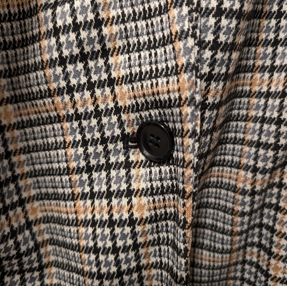 Apt. 9 Houndstooth Blazer in Black and Cream - Picture 3 of 5